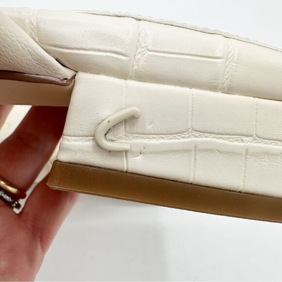 Circus By Sam Edelman Jacinda Ivory Low-Heeled Embossed Thong Sandals Sz 5.5M - Picture 8 of 13